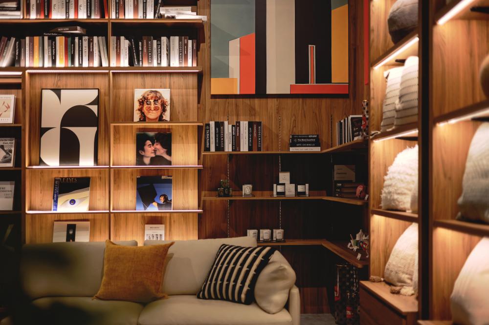 Days In Living 日厝