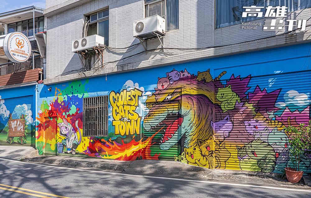 不噴火，只噴萌的「哥吉拉喵」，帶著貓咪們用可愛征服整條街。