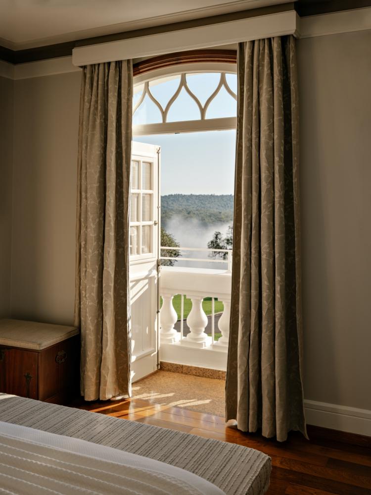 喧囂與寂靜之間，巴西的雙重脈動