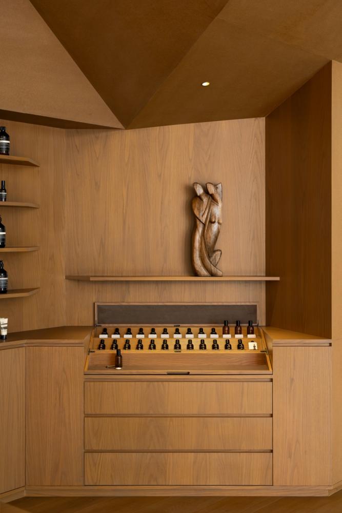 Aesop 新光三越台南西門店——遷址重新開幕