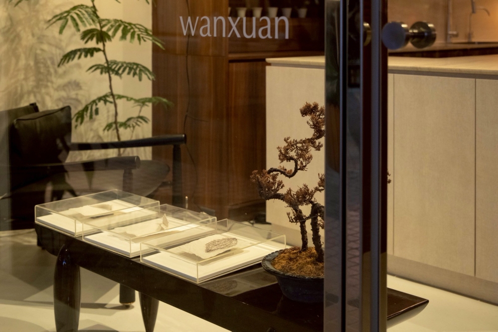 讓好茶成為日常的風景——台中「萬軒茶室」以風味與光影慢煮生活節奏