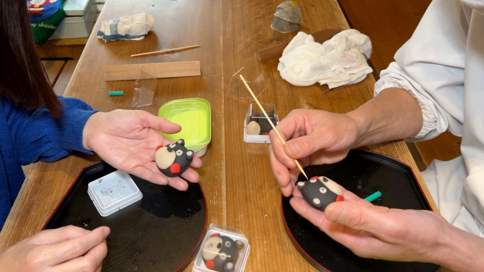 春節遊九州首選 親子寒假必訪的五大提案 熊本菊池市「親子五感體驗」：採草莓、手作熊本熊和菓子超療癒