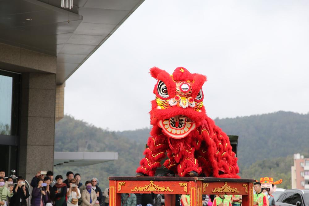 雲品溫泉酒店大年初一以舞獅喜迎春為傳遞新春祝福。