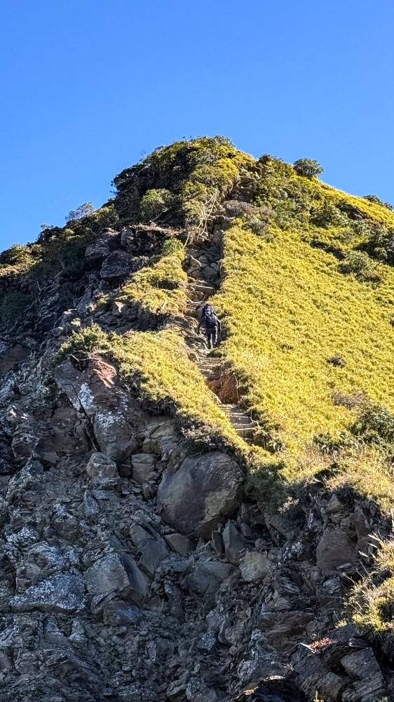 合歡北西北，漫遊於雲海稜線之巔