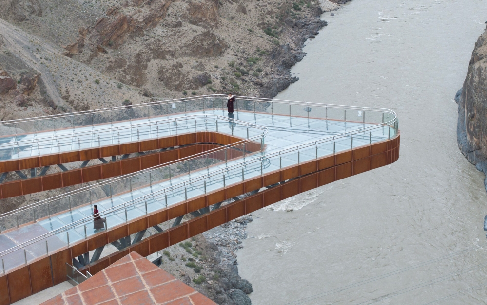 劃破懸崖天際線的心跳試煉場