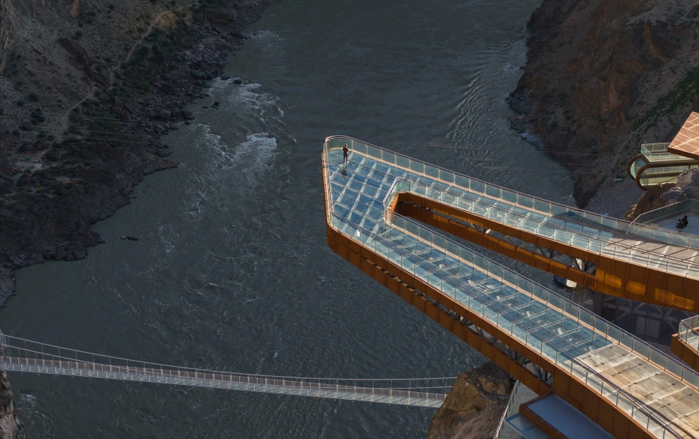 劃破懸崖天際線的心跳試煉場