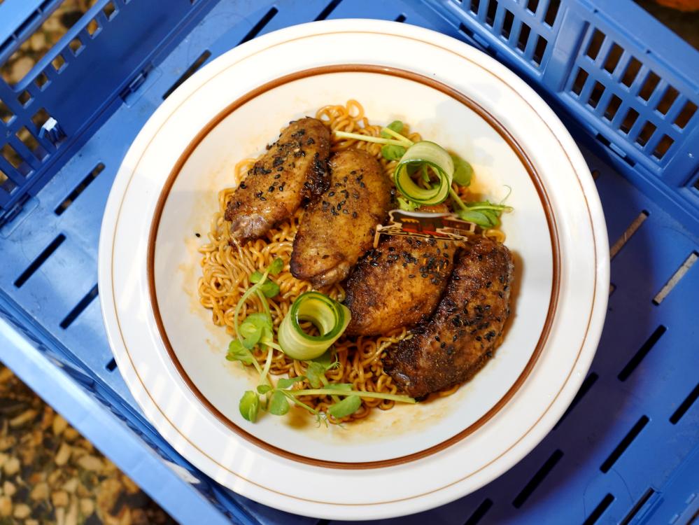 Wings & Fries尖叫雞翅主題餐廳