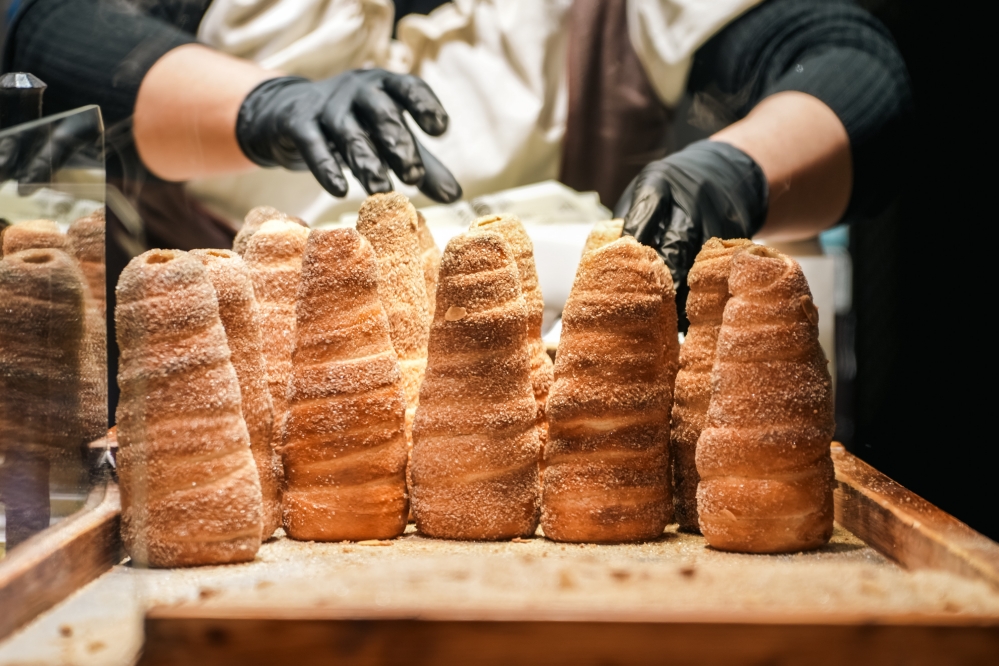 星宇航空首條歐洲航線開賣  8月1日起直飛布拉格 攜手蔡依林重現「布拉格廣場」