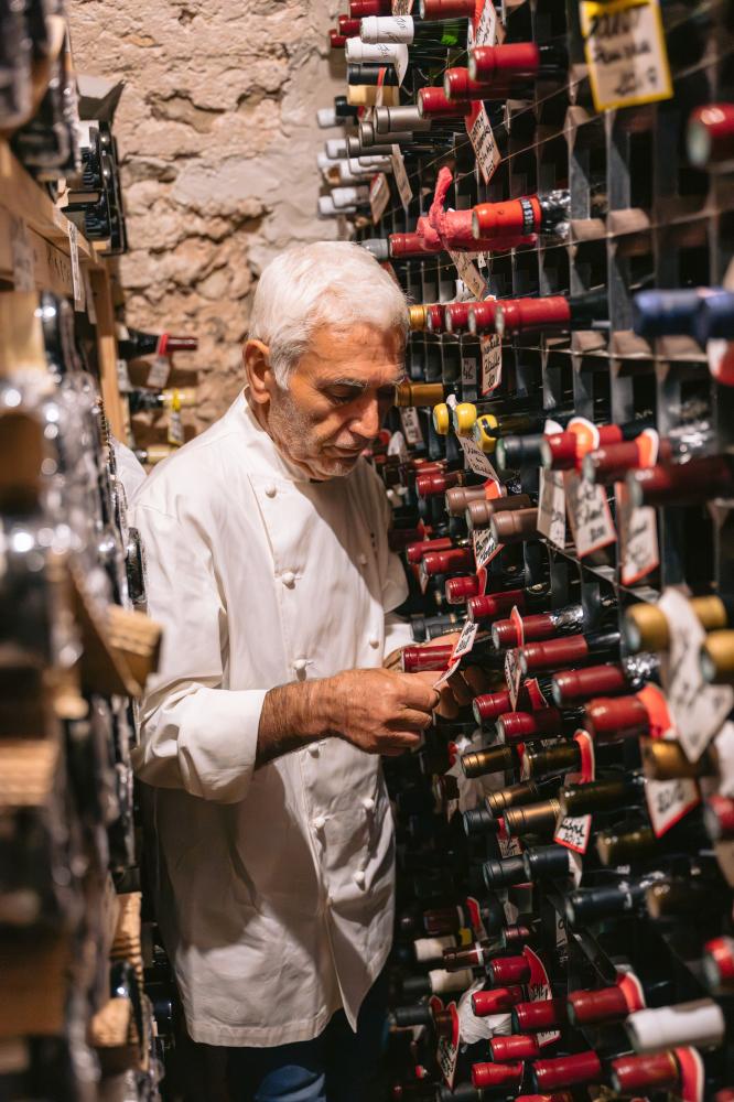 從傳奇酒窖到頂尖拍賣市場，從餐桌到酒莊，這些珍奇佳釀不因空間結束而消失