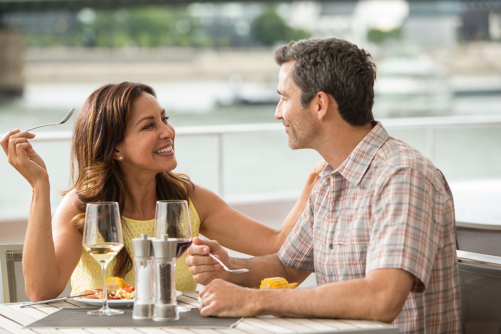 「美食與美酒」是河輪體驗的重點
