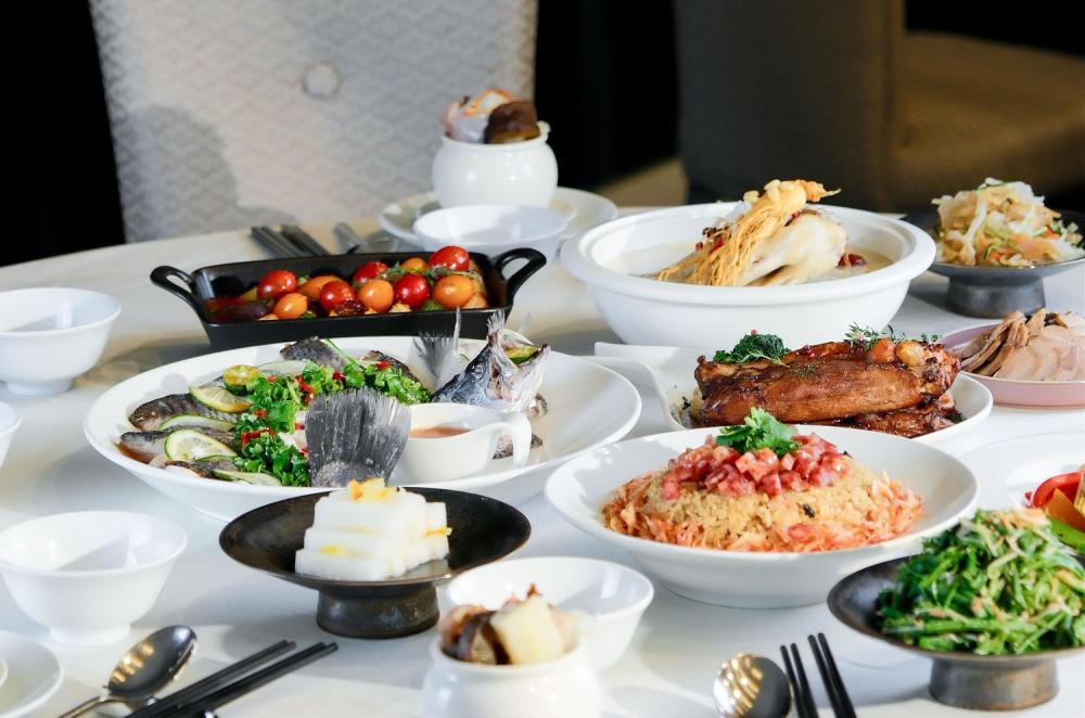 母親節桌席｜10人桌席$12,000元+10%