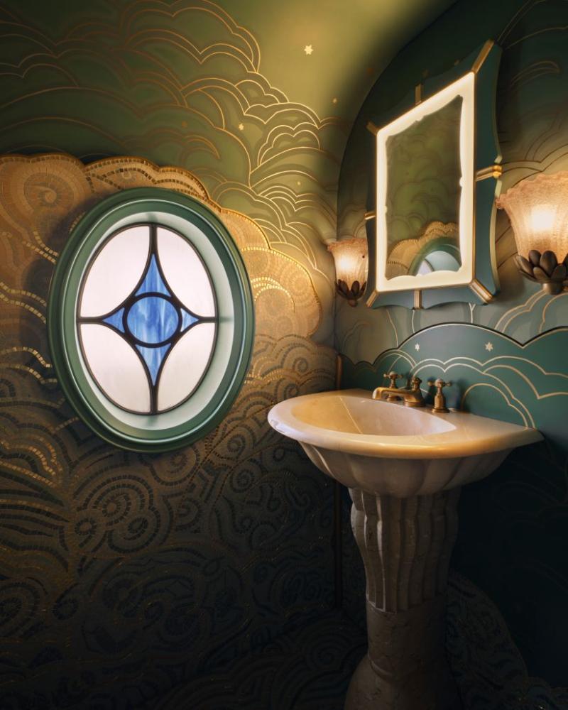 Celia Bathroom Aboard British Pullman, A Belmond T