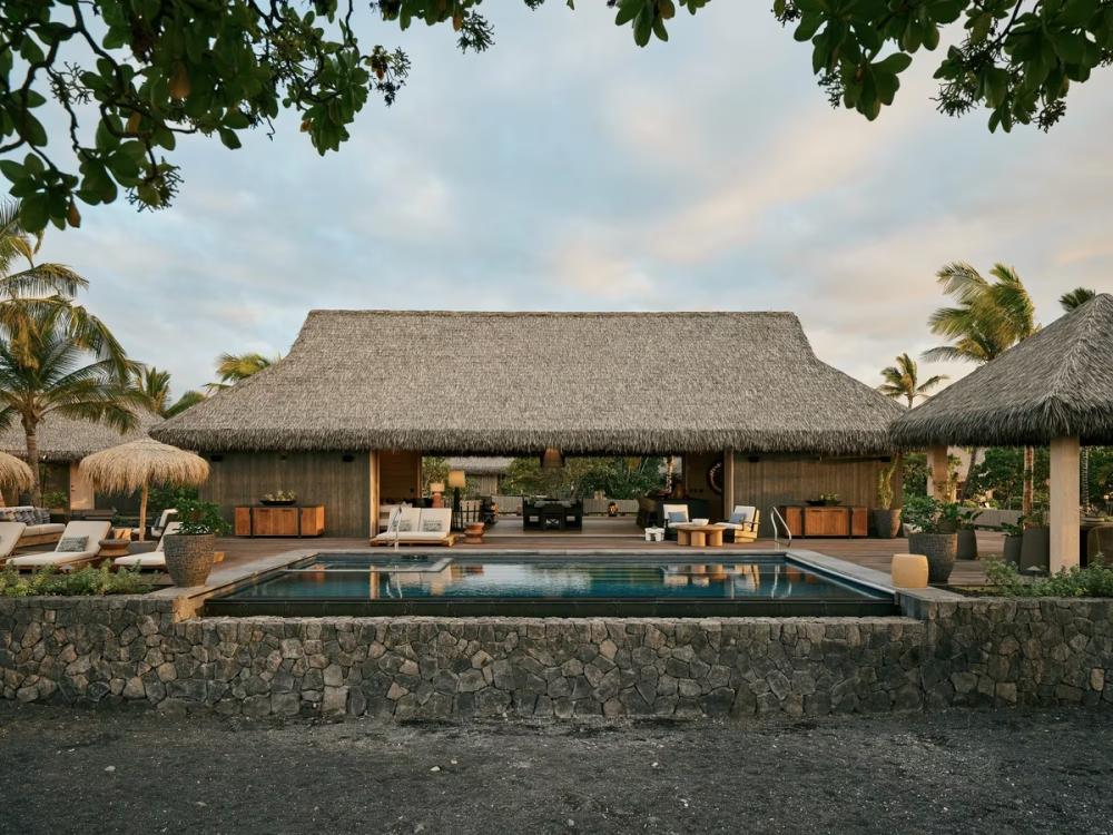 夏威夷傳統茅草屋為Kona Village 一大特色