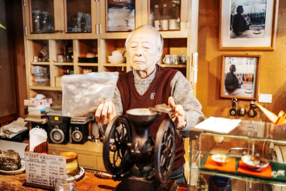 位於金澤尾山神社附近的懷古洞珈琲