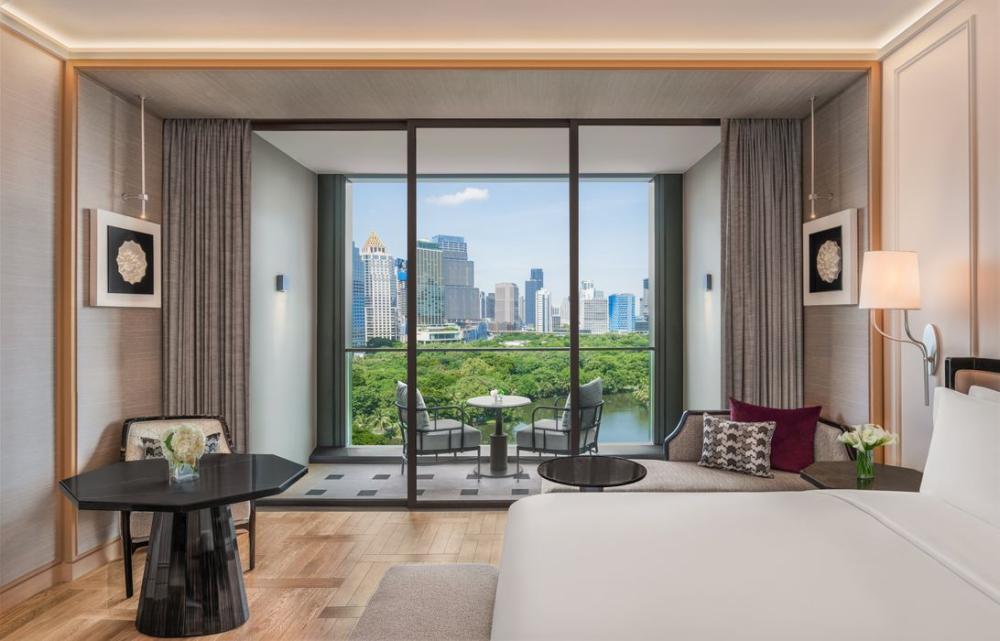 The Ritz-Carlton, Bangkok｜Deluxe King, Balcony, Lu