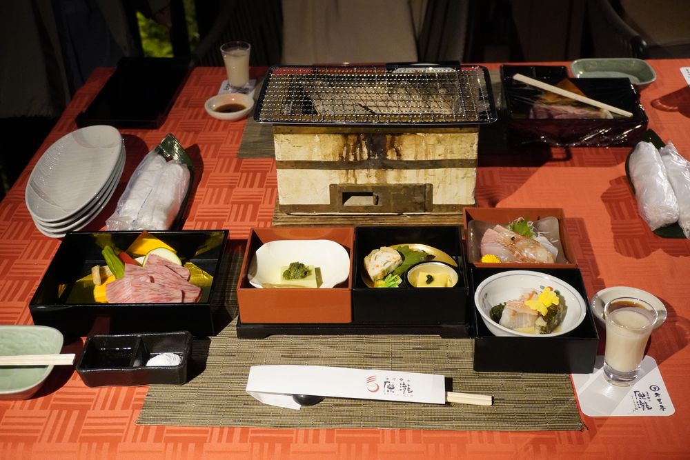 原瀧川床料理餐點豐富