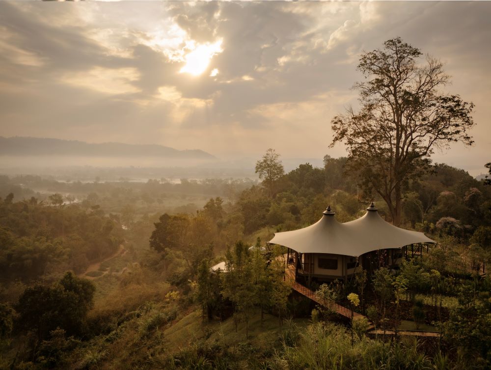 Mekong Explorer Tent 湄公河探索帳篷坐擁金三角壯闊景致，帶領旅人以全新視角探索泰
