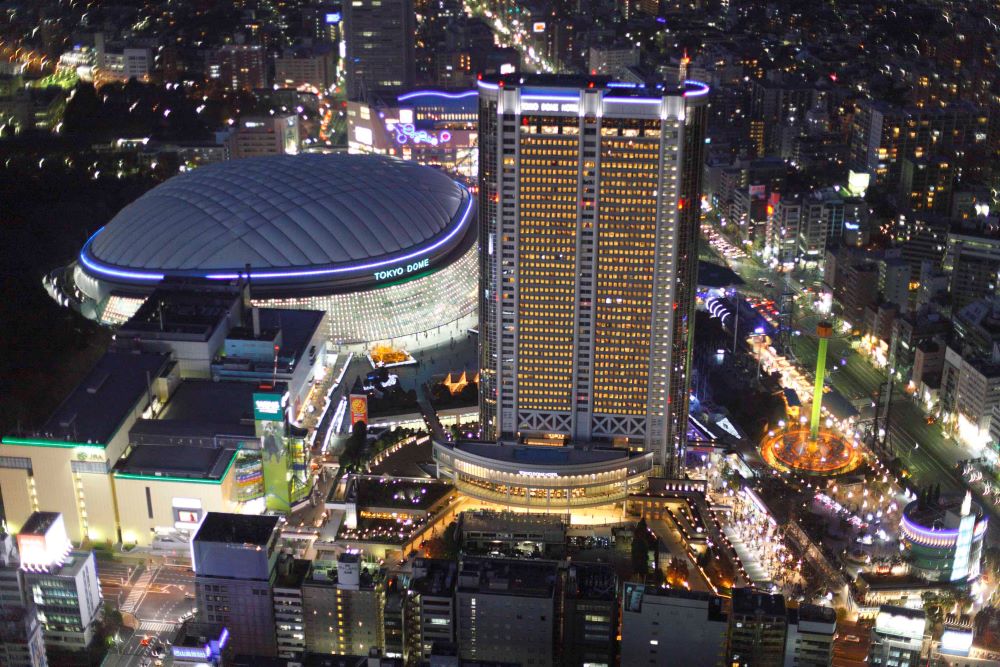 2-1. 東京「Tokyo Dome」被稱為東蛋，能在這裡開唱象徵人氣里程碑，是追星族心中一定要朝聖