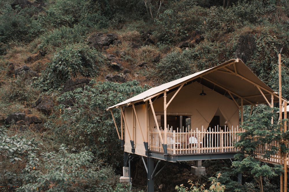 Auko Eco-Wellness Lodges 位於越南峰牙己榜（Phong Nha-Ke Bang）世界遺產區域