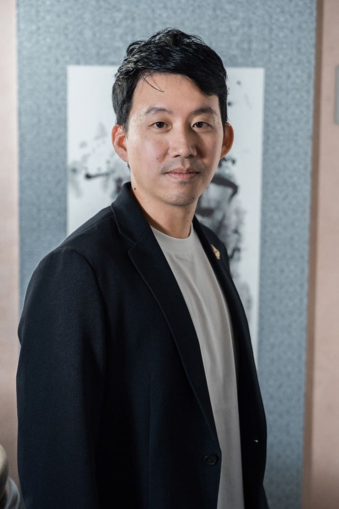世界冠軍唎酒師張鴻亮（Johnny）親自策劃店內酒款，希望讓更多人認識日本酒多元的風味與文化。