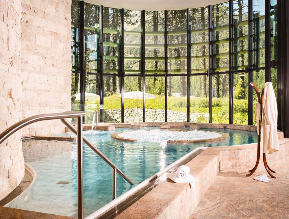 spa-jacuzzi © Grand Hotel Kronenhof Pontresina