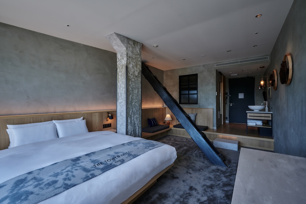 4-2. 「The Tower Hotel Nagoya」。飯店由國家重要文化財「名古屋電視塔」改造而成，是全球首間鐵塔飯店（圖片由Booking.com提供）